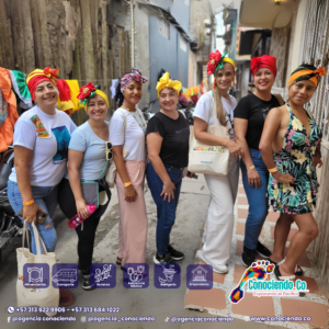 MUJERES RECORRIENDO SENDEROS DE HERMANDAD